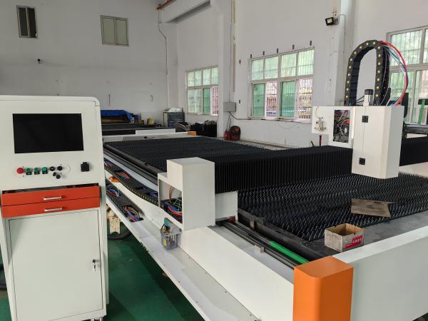 3015 1000W 1500W 3000W Sheet Metal Cutter for Plate Metal Optical Lens Wavelength
