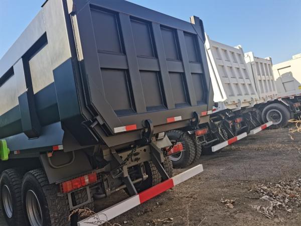 ISO Certified HOWO 6*4 Dump Truck Contractor Pickup Truck for Your Construction Needs