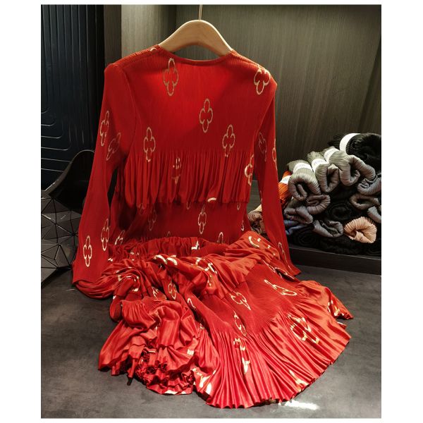 Autumn Casual Mid-Length Ruched Dress for Plus Size Moms Loose Fit Printed Chiffon Solid Style Floor-Length Dress