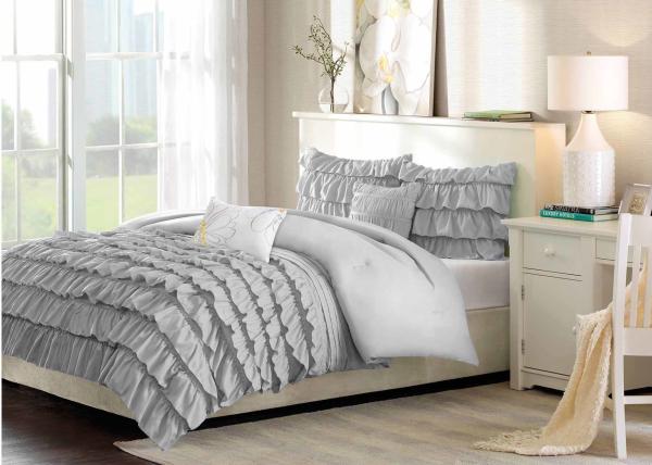 Non Woven Fabric White Down Alternative Comforter Set 100% Polyester Size Optional