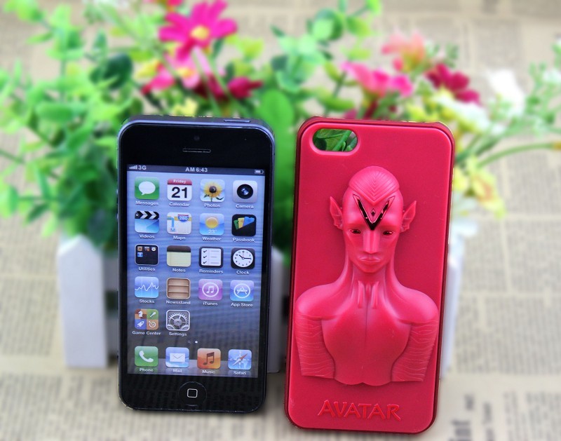 Pretty Avatar White Hard PC Phone Case For Iphone 4 / 5