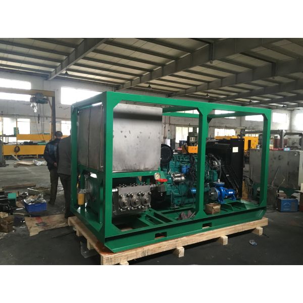 Плунжеры 1000bar взрывая машины воды ультра высокого давления промышленные Triplex