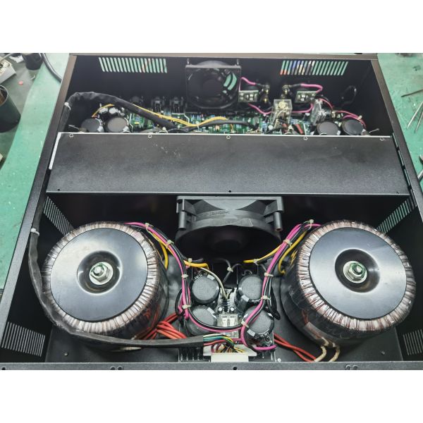 Professional Power Amplifier Class H Amplification And Dual Cooling Fans Ensuring Power Delivery For Stage And Outdoor