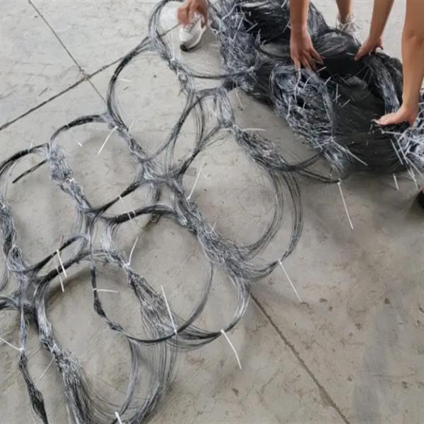 Mzp Low-Visibility Steel Wire Mesh Border Obstacle Defense Fence Anti-Tank Tank Barrier Mesh