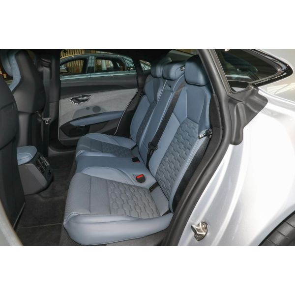 Vente à chaud 2023 Audi e-tron GT 2023 modèle de base Durée de vie de la batterie pure 480