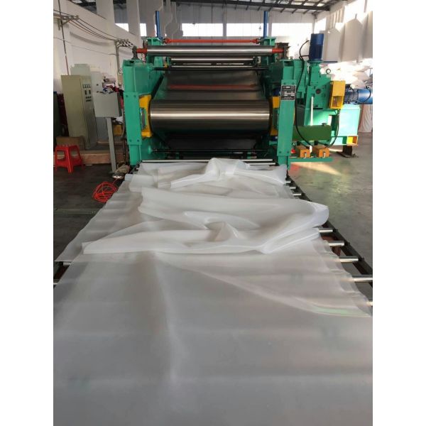 100% Virgin Silicone Rubber Sheet Rolls Food Grade Without Smell Density 1.25-1.50g/cm³ High Temperature Resistance for Punching Gaskets
