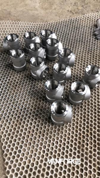 ASTM A182 3000LBS MSS SP-97 Forged Steel Pipe Fittings EN 10204 / 3.1