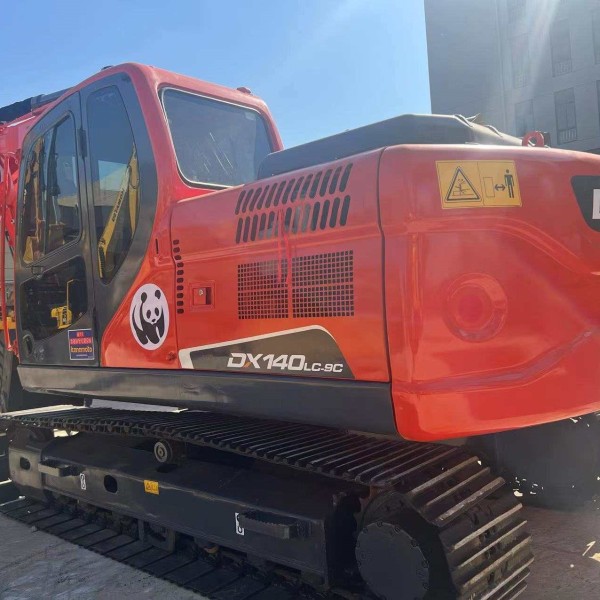 Hot Sale 2024 DOOSAN DX140LC-9C 14Ton Crawler Hydraulic 0.51m³ Bucket Used Excavator in Stock for Sale