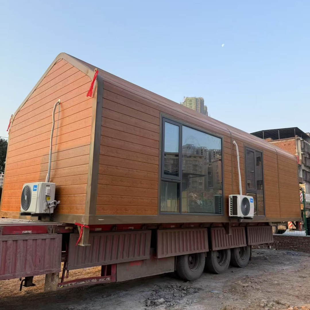 Customized Steel Structure Buildings Appleand Podspace Capsule and House by