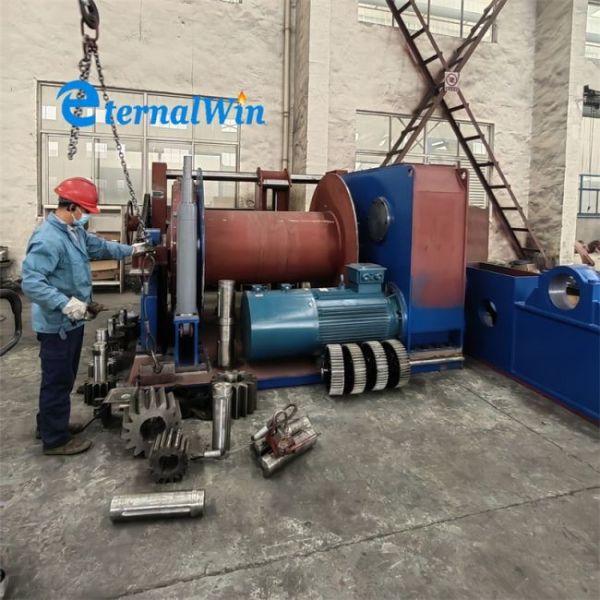 Специализированный тяжелый груз 60 тонн морского судна проволока веревка электрическая лебедка для судоверфи