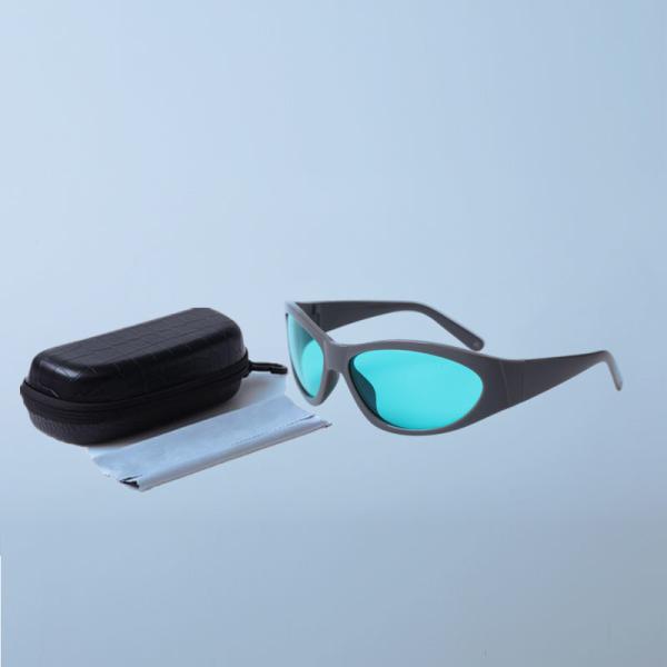 600-700nm High Transmittance Laser Safety Glasses For Laser Diode For Machine Cutting And Engraving