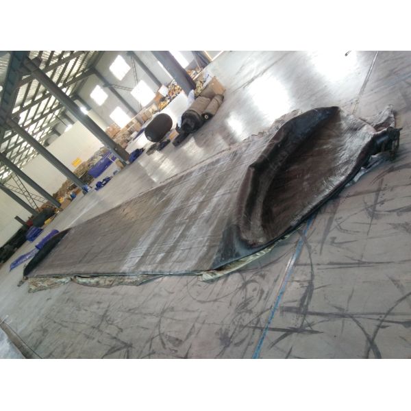 0.17 - 0.33MPa Pressure Marine Salvage Airbags With Favourable Air Tightness