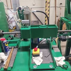 Машина Finning экструдированной трубы нержавеющей стали углерода DELLOK алюминиевая