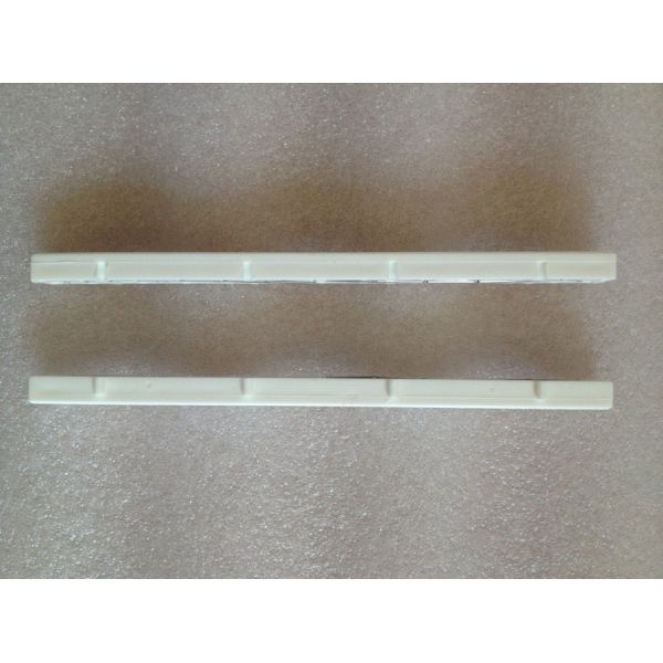 Связь доски хлеба 200 Solderless - пункты