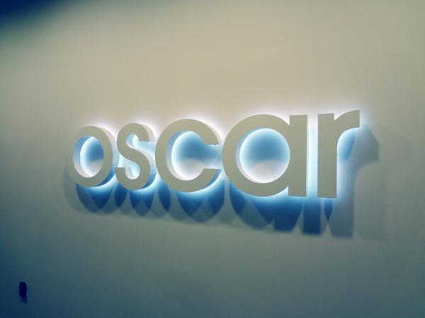 12V LED Strips Custom Metal Business Advertising Signage para escritório Logotipo de letras de parede