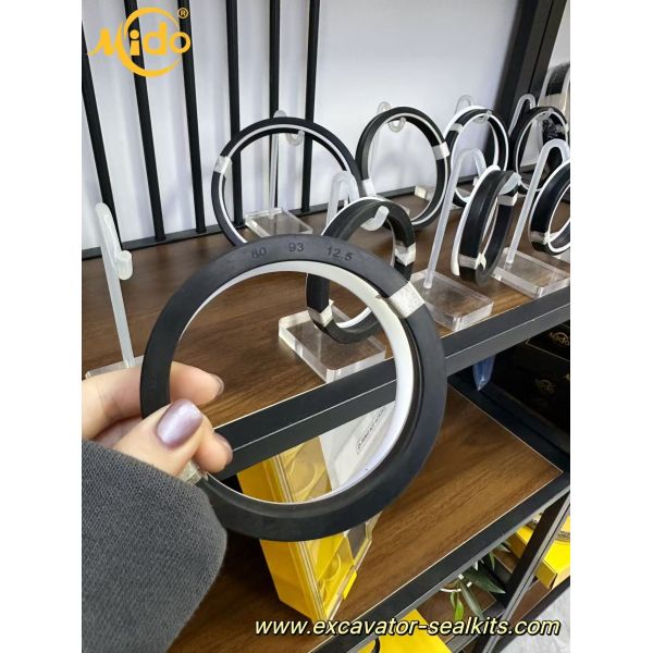 Heavy-Duty Excavator Seal Hydraulic Seal K37 (70-83-12.5) for Lift Cylinder Rods