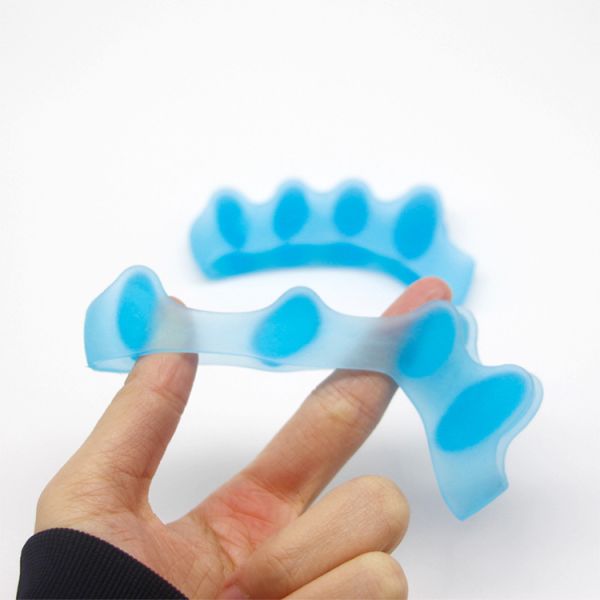 Small Individual Silicone Toe Separator Economical and Breathable for Bunion Correction