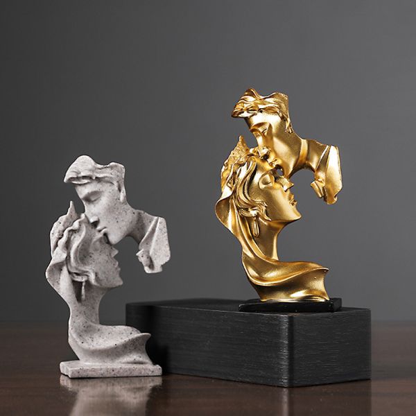 Modern Art Antique Wholesaler Direct Resin Home Decor Art for Spaces Birthday Occasion