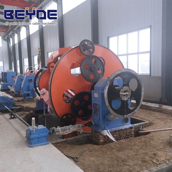 Aerial Bundled Cable Wire Laying Up Machine Capstan Gear Speed 27 Stage