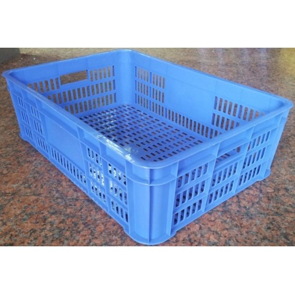 EURO Stack Plastic vented crates& containers & boxes 600*400*185MM