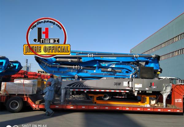 JIUHE 30m HB30K Small Concrete Pump Diesel Truck 230*1600mm 25time/Min 100cbm/H Eruo III Provided 100m3