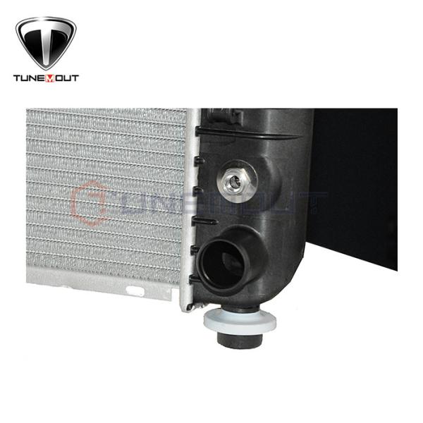 Dpi 2766 Car Radiator OEM15841574 Auto Cooling Parts For Chevrolet Silverado