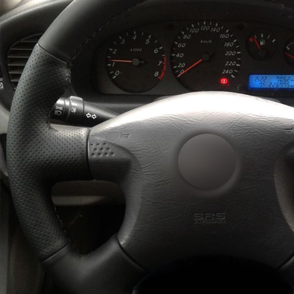 Custom Black Steering Wheel Cover for Nissan Tiida and Versa Note Easy Installation