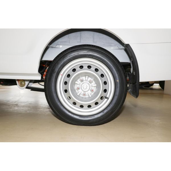 Qiteng M70L Right Hand Drive Vehicles Changhe Minivan Pure Electric EV