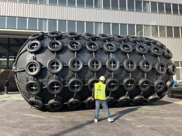 Customized Durable Pneumatic Rubber Fender For Docking Needs At Affordable