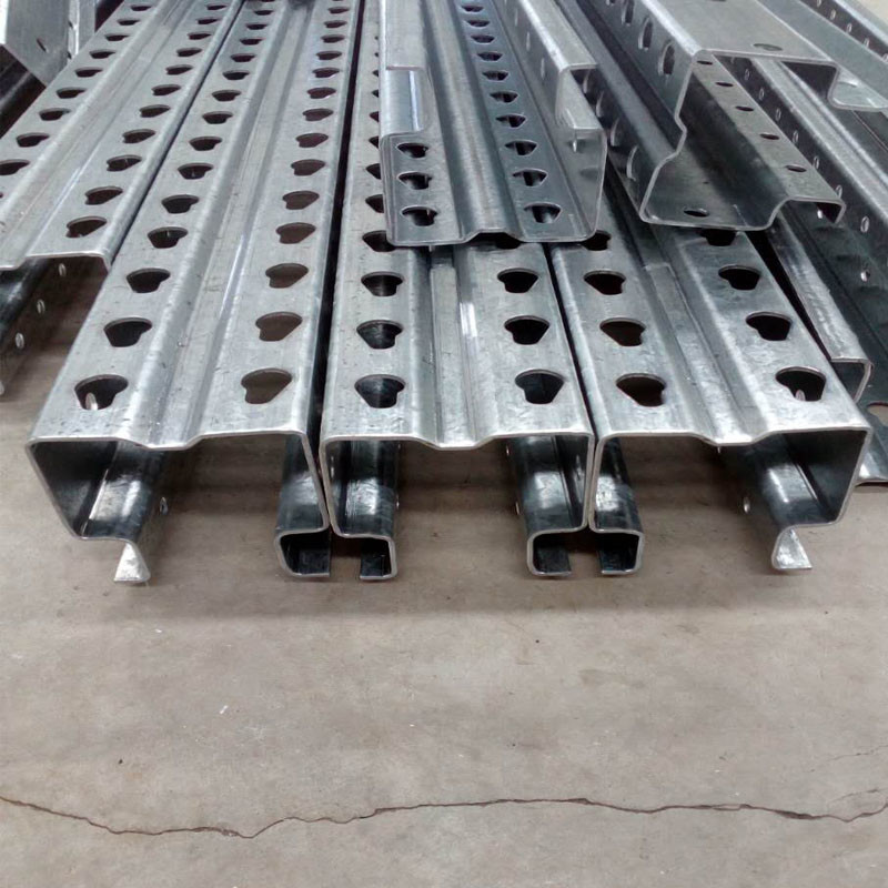 толщина сверхмощное Storeage 2mm кладет крен на полку формируя машину с decoiler 5 тонн гидравлическим