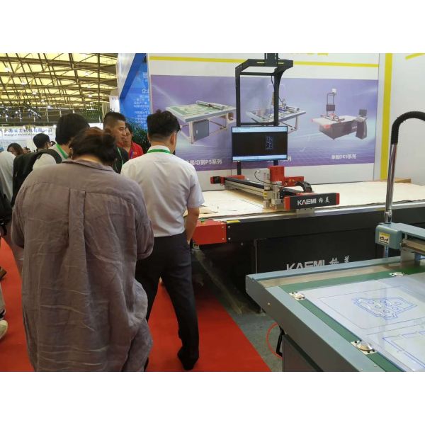 Speed KAEMI Template Maker Sewing Machine CAD CAM Cutter for Apparel Machinery 1500*1200mm