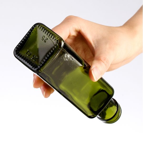 700ml 750ml Glass Bottles Clients' Specific Requirements for Olive Oil Liquor