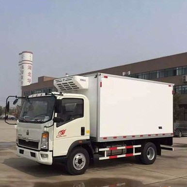 SINOTRUK HOWO food truck refrigerator freezer refrigerator van truck