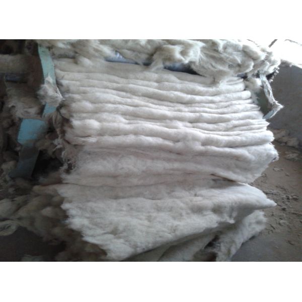 Auto feeding type cotton waste cleaning machine