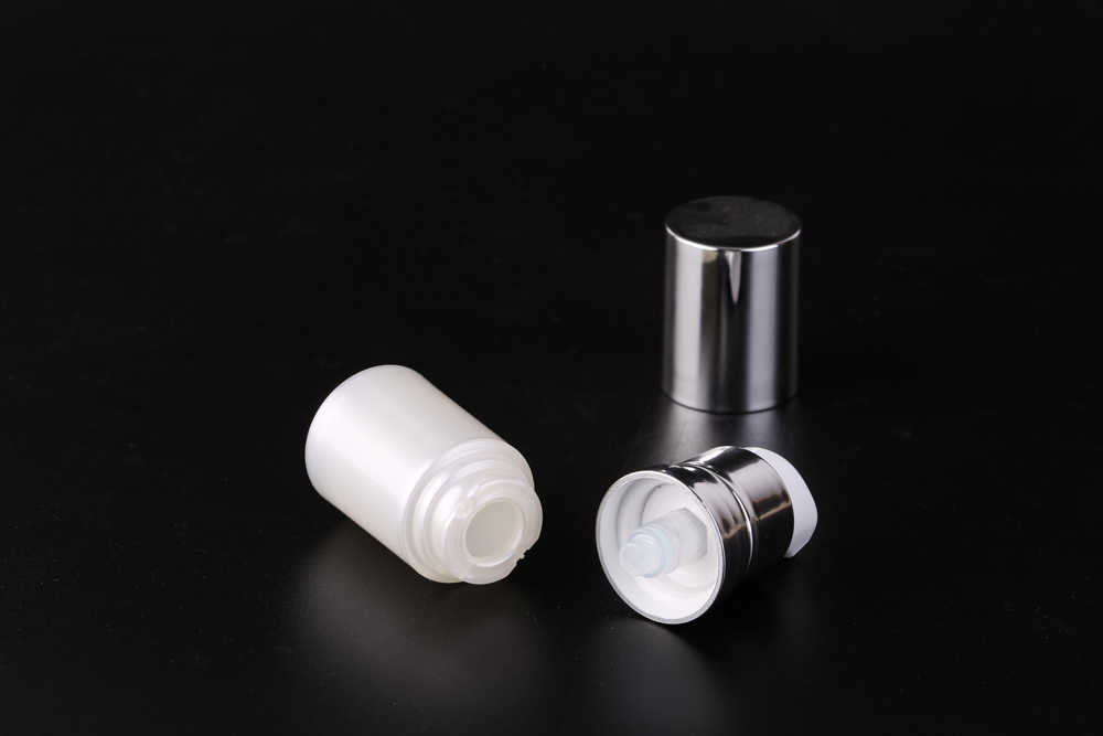 бутылки насоса 3ml 5ml 10ml 15ml PP безвоздушные для косметической небольшой упаковки образцов