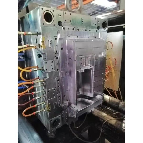 738H NAK80 Automotive Plastic Injection Molding Custom Size Range