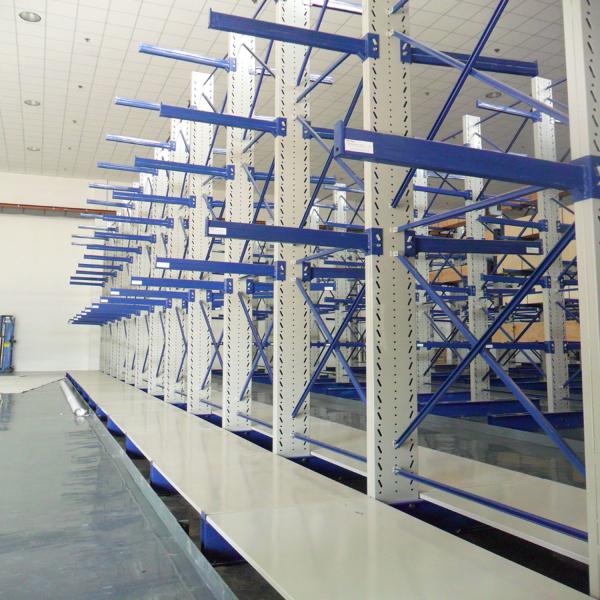 Long Profiles Cantilever Racking Systems With Overhanging Arm