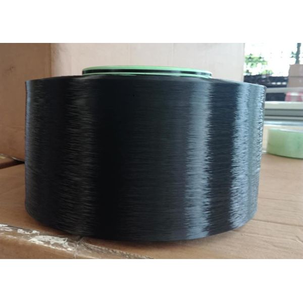 100%のポリエステル靴甲革機械編むヤーン