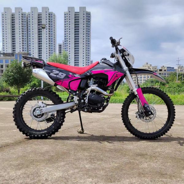 Electric Start 250cc Enduro Dirt Bike Max. Speed 100km/h Ideal for Off-Road Adventures