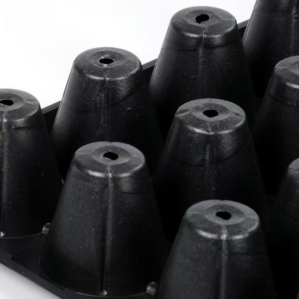 28 Hole Black Agriculture Plastic Trays Aging Resistance For Planting Vegetable