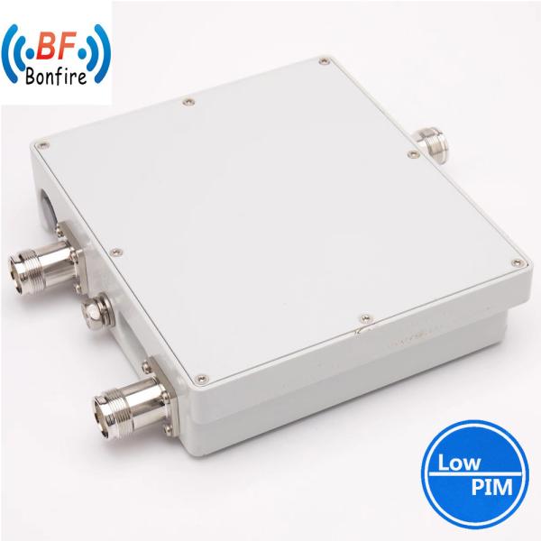 RF 300W N-femme 900/1800MHz Diplexer combinateur passif avec interface 4.3-10 F/DIN-F