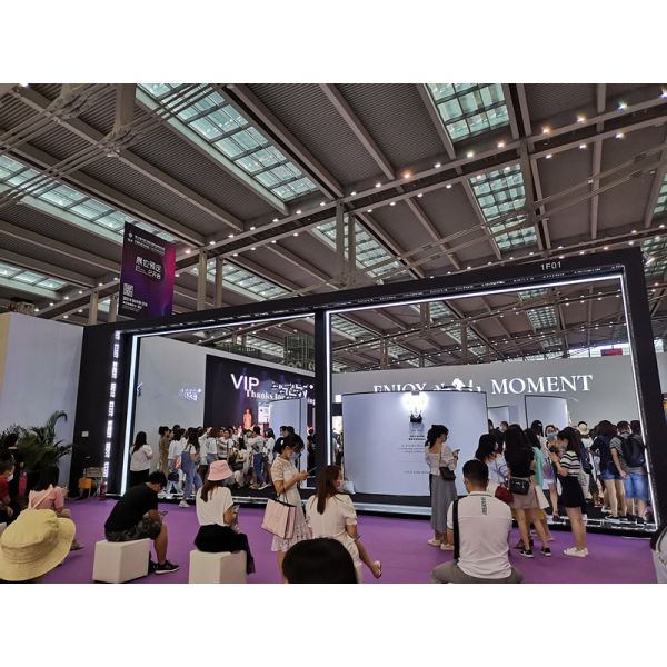 Чашка детей силикона горячего доказательства портативная для сока 300ml 350ml молока чая