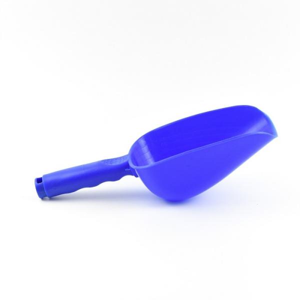 Plastic Small Feed Scoop Plastic For Feeding Ponies 29 * 10 * 6.5 cm