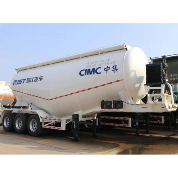 Sinotruk Howo New 35CBM 3 axle cement Dry powder bulk cement silo tanker semi trailer Material transporte truck for sale