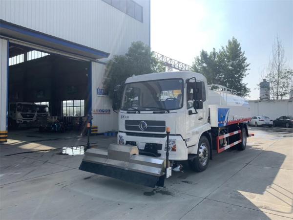 Caminhão de lavagem de rua a diesel com tecnologia de limpeza a alta pressão