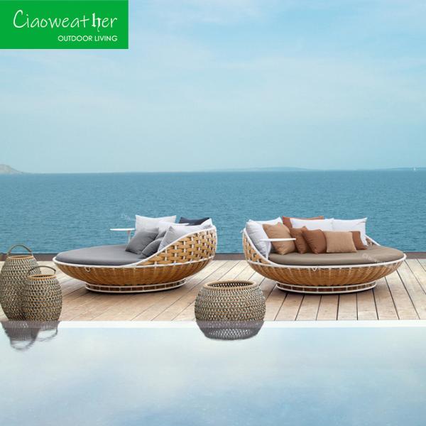 Hotel Restaurant Banquet Home Coffee Outdoor Swing Chair with Cushion Sunbed Porch Swing Bed Sofa Rattan Patio Furniture Sets