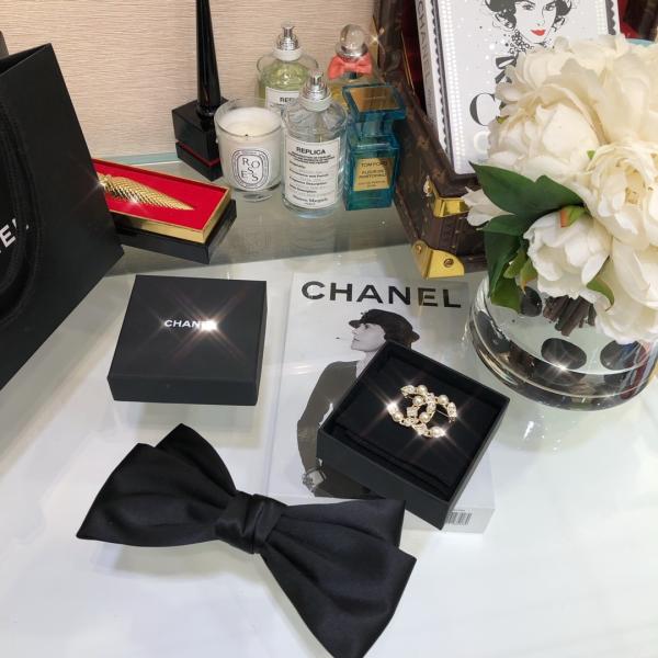 Double C Brooch Dress Clips Brooch Hair Clip 2 In 1 High Durability 10g
