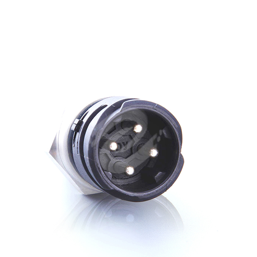 Volvo High Quality Truck Parts Electronic Oil Pressure Sensor 21634021