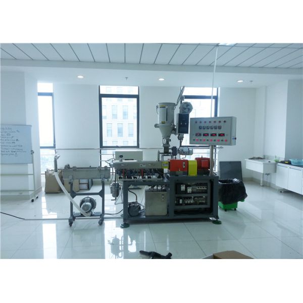 Lab Scale Twin Screw Extruder , Laboratory Extruder Machine 5-10kg/hr