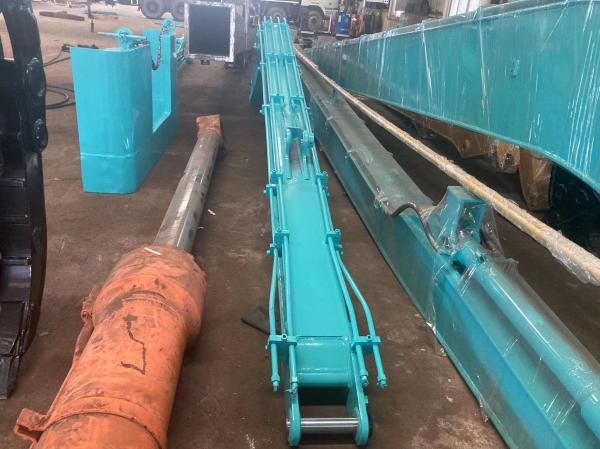 SK200 Kobelco Attachments Long Reach Excavator Boom Stick With Bucket And Cylinder